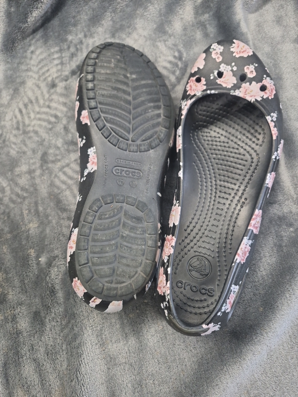 Crocs Kadee Shoes Womens Size 10 Black Floral Print Slip On Laura Ballerina Flat - Picture 10 of 11